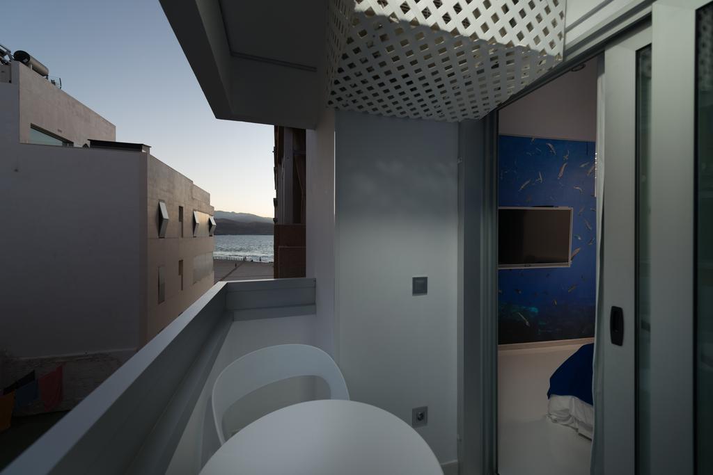 Wavia Hotel - Adults Only Las Palmas de Gran Canaria Exterior foto